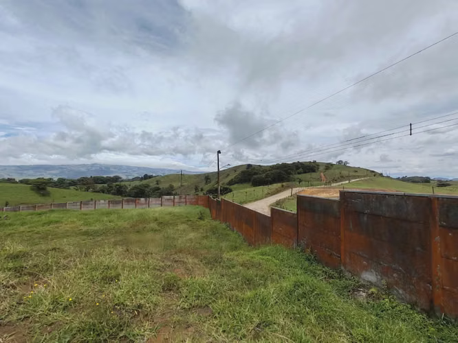 Venta de propiedad de cuatro lotes en Los Angeles-San Ramon-Alajuela - Imagen 9