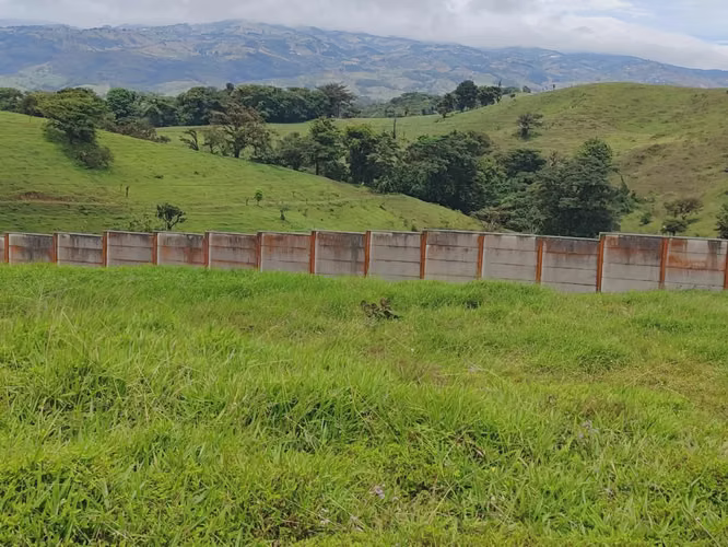 Venta de propiedad de cuatro lotes en Los Angeles-San Ramon-Alajuela - Imagen 15