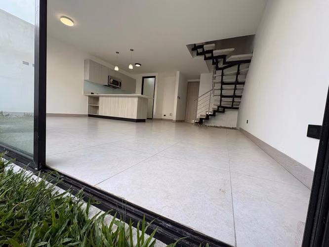 Alquiler de casa para estrenar. Lindora, Santa Ana (SV) - Imagen 5