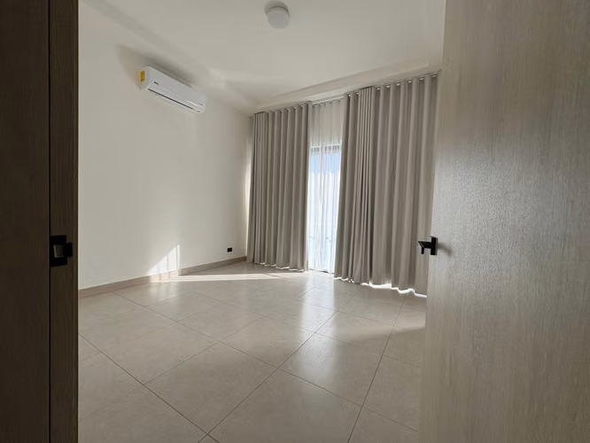 Alquiler de casa para estrenar. Lindora, Santa Ana (SV) - Imagen 14