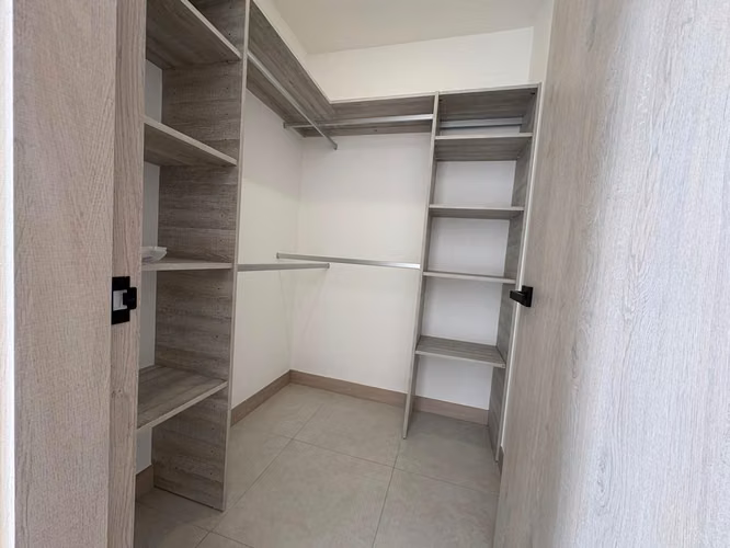Alquiler de casa para estrenar. Lindora, Santa Ana (SV) - Imagen 13