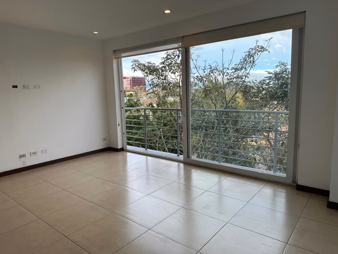VENTA DE APARTAMENTO EN ESCAZÚ, DISTRITO 4*