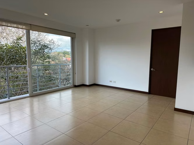 VENTA DE APARTAMENTO EN ESCAZÚ, DISTRITO 4*