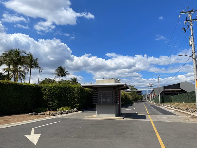VENDE O ALQUILA BODEGA EN SAN RAFAEL DE ALAJUELA