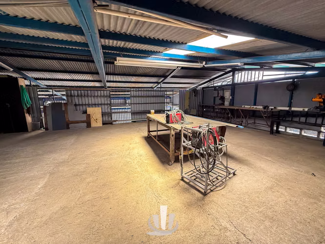 Bodega en Alquiler en La Uruca – Zona Industrial