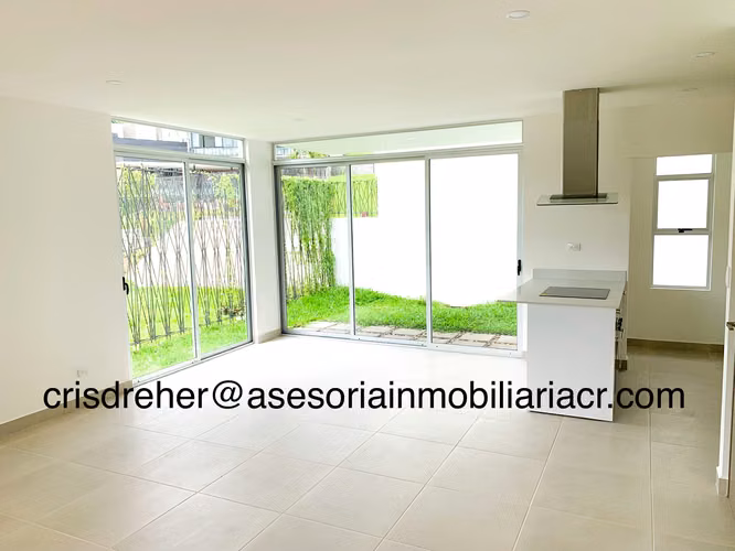 Casa en Condominio Vistas Santa Ana