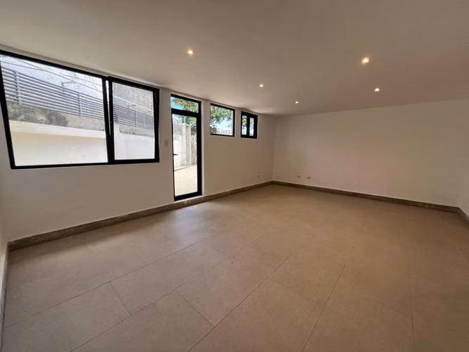 Apartamento nuevo en alquiler en Bello Horizonte de Escazú – Moderno y funcional $1500 - Imagen 3