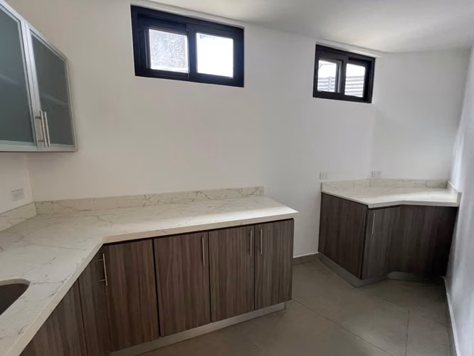Apartamento nuevo en alquiler en Bello Horizonte de Escazú – Moderno y funcional $1500 - Imagen 2
