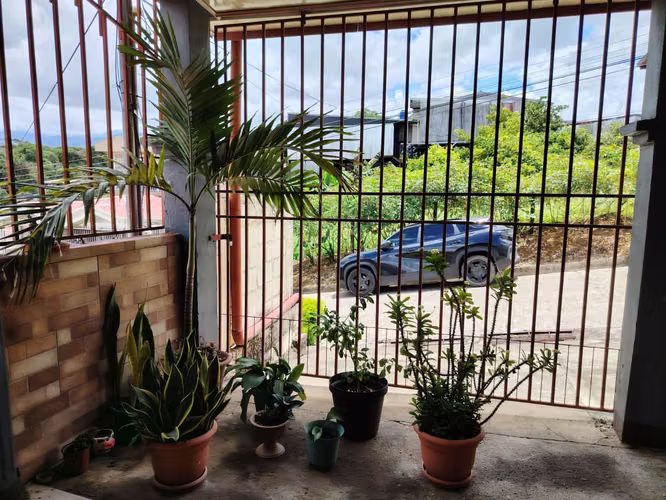 Venta de casa de 4 habitaciones en Pérez Zeledón - Imagen 5