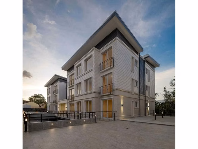 Apartment with Appliances in San Rafael de Escazú, Luxury Apartment for Rent at Firenze