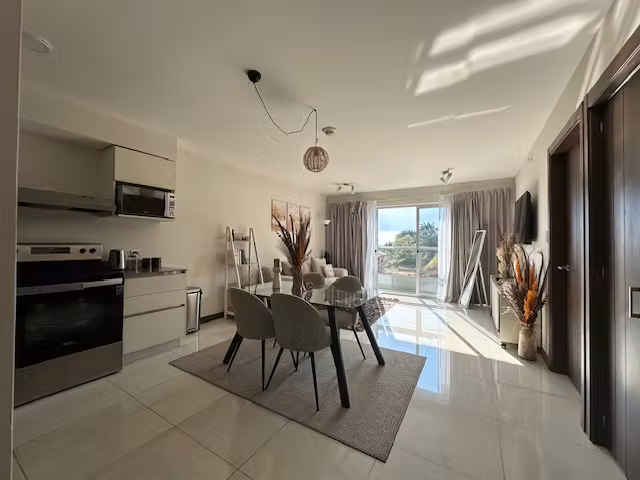 Venta de Apartamento Amueblado para Inversión en la Uruca - Imagen 2