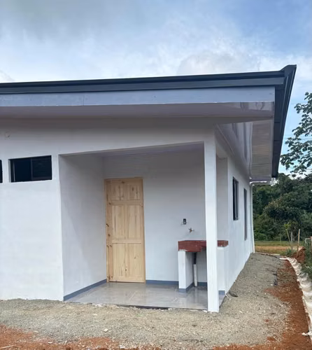 San Isidro, La Ceniza. Casa nueva