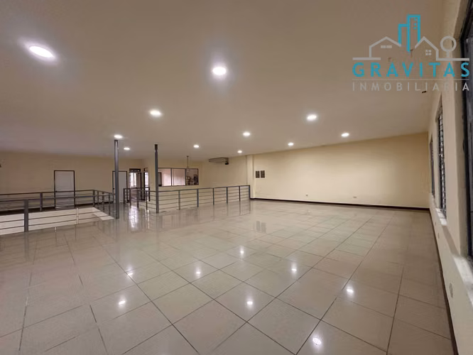 Alquiler de oficinas en Curridabat | 650 m2 | EXC UBICACIÓN | F 630