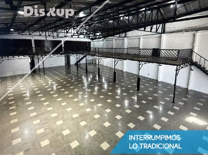Large warehouse for rent in La Uruca