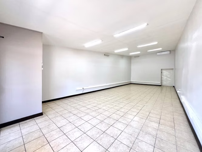Alquiler de local u oficina muy cerca de Panasonic. Límite entre Belén y San Rafael de Alajuela.