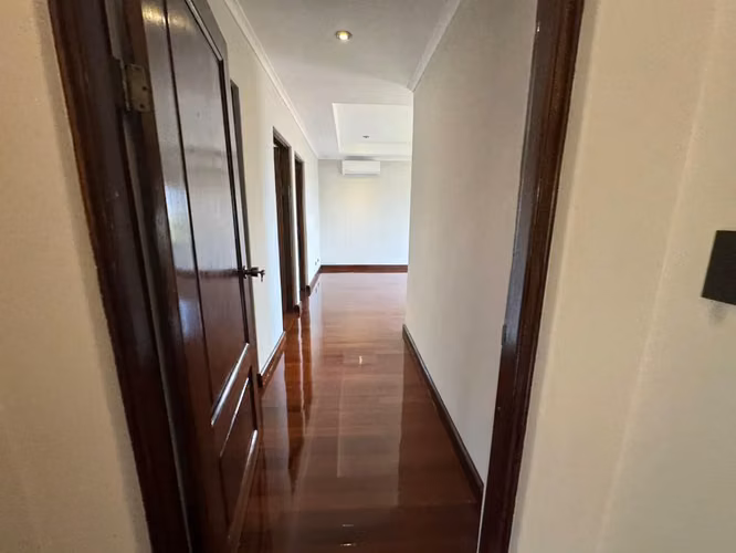 Residencia de Lujo con Vista a la Ciudad en Cerro Alto, Escazú - Imagen 5
