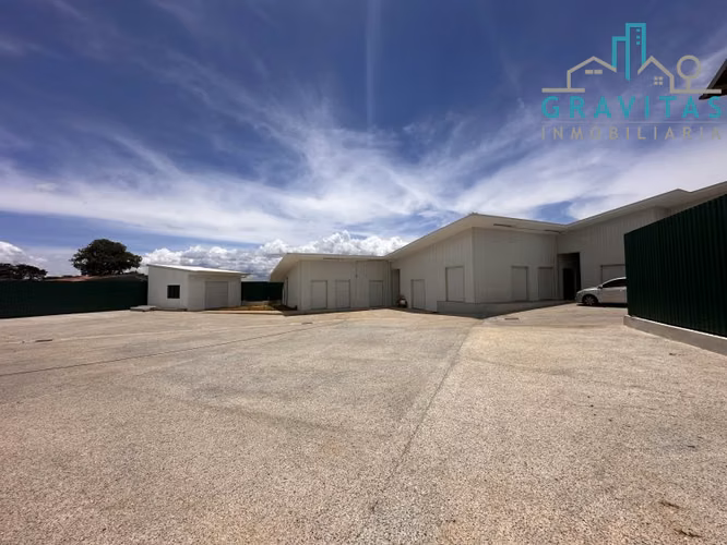 Alquiler de bodegas en San Pedro | 50 m2–200 m2 | SOLO ALMACENAJE | F 543