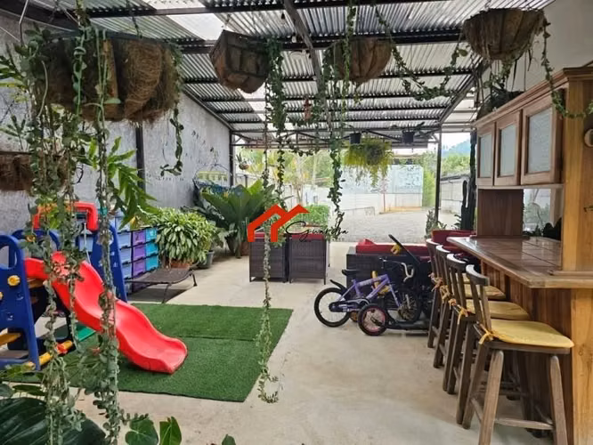 Venta de Casa con área de taller en Lourdes de Agua Caliente, Cartago - Imagen 12