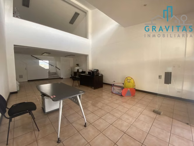 Locales comerciales en Curridabat | Plaza Cristal | 50m2–200 m2 | F 292