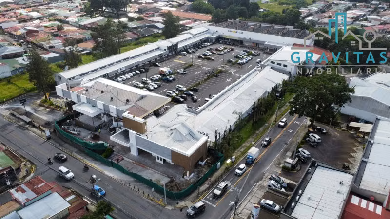 Locales comerciales en Curridabat | Plaza Cristal | 50m2–200 m2 | F 292