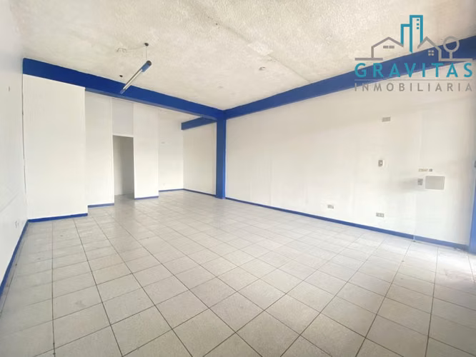 Locales comerciales en Curridabat | Plaza Cristal | 50m2–200 m2 | F 292