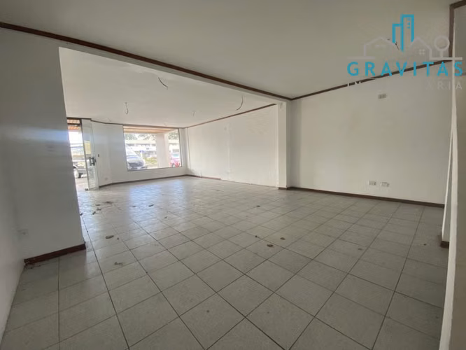 Locales comerciales en Curridabat | Plaza Cristal | 50m2–200 m2 | F 292