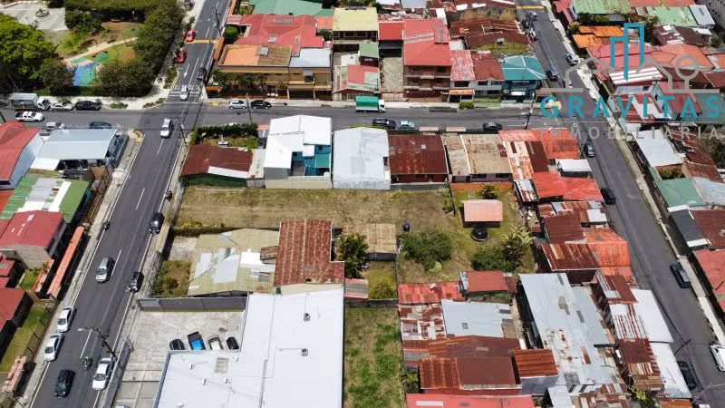 Venta de lote en Curridabat centro | IDEAL PARA DESARROLLO | 1929 m2 | F 239