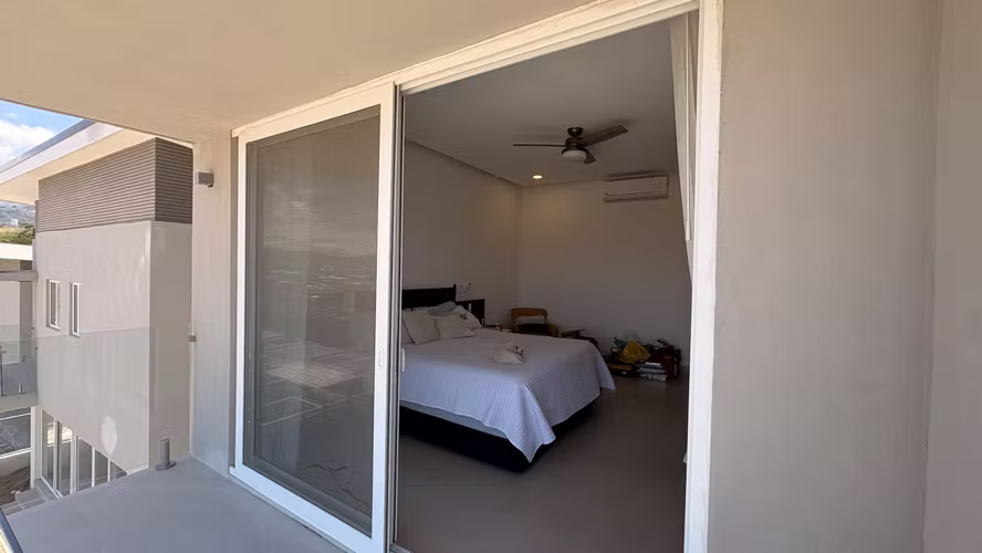 VENTA Casa Escazú Condo Lomas Guachipelín