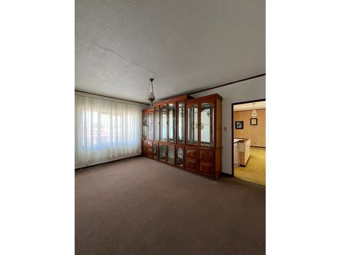 Venta elegante casa en residencial  en Alajuela centro - Imagen 9