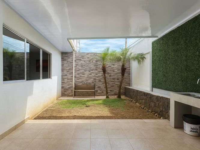 Venta Casa en Condominio - San Rafael, Montes de Oca - 3 Hab | 3 Parqueos