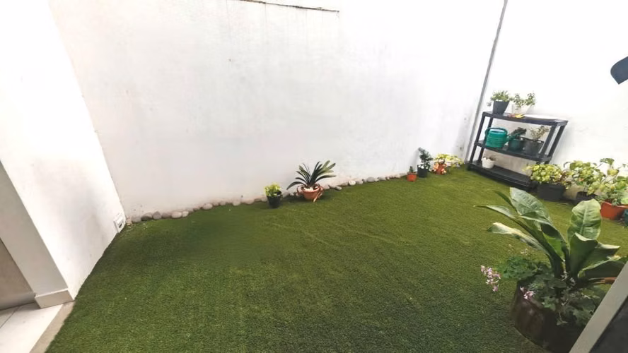MODERNA CASA 3 PISOS CONDOMINIO TECKNAU SANTO DOMINGO - Imagen 5