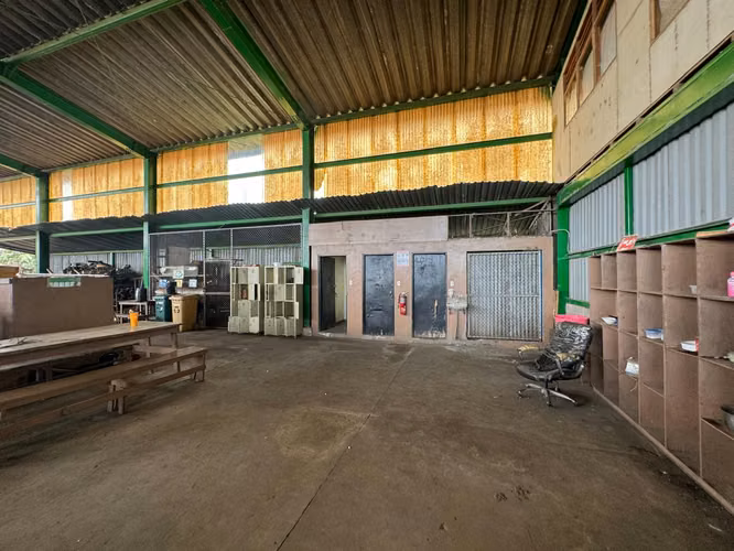 TERRENO CON BODEGA EN HEREDIA PARA ALQUILER 29.200m2