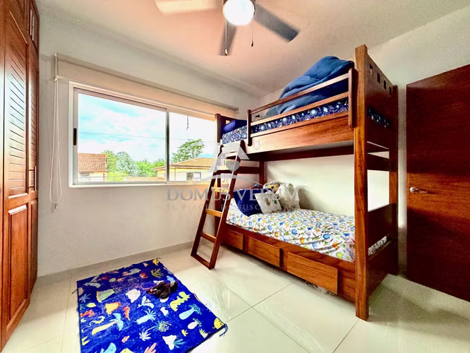 Venta de Casa Contemporánea en San Joaquín de Flores — Condominio Exclusivo