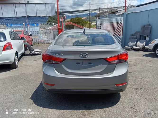 Hyundai elantra