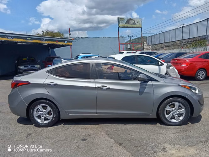 Hyundai elantra