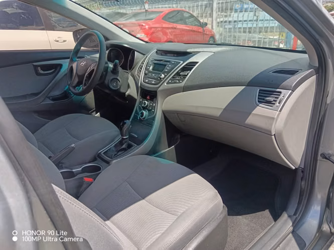 Hyundai elantra