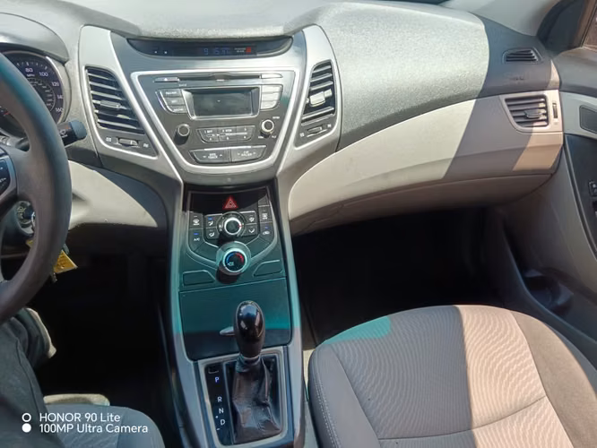 Hyundai elantra