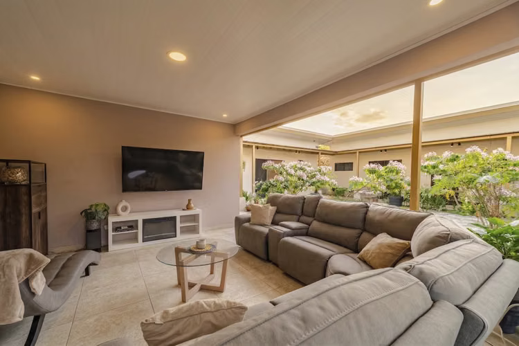 Hermosa Propiedad en Venta en Turrúcares, Alajuela