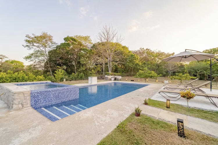 Hermosa Propiedad en Venta en Turrúcares, Alajuela