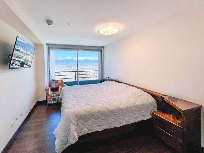 VENTA DE APARTAMENTO CON VISTA TORRE PASEO COLON
