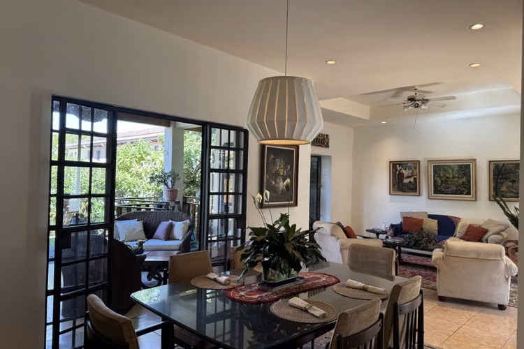 Casa de un solo nivel totalmente accesible en Condominio Hacienda Real - Imagen 4