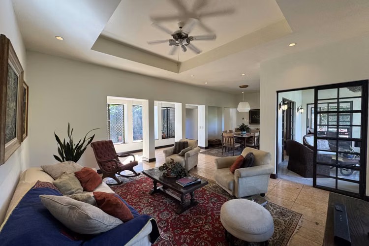 Casa de un solo nivel totalmente accesible en Condominio Hacienda Real - Imagen 5