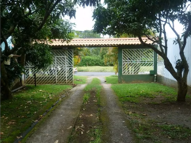 Propiedad comercial San Pablo Heredia las cruces, uso mixto