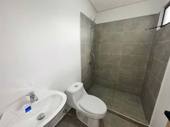ALQUILER DE CASA, 2 HABITACIONES EN CONDOMINIO, SAN FRANCISCO DE HEREDIA - Imagen 13