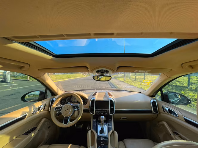 PORSCHE CAYENNE S E-HYBRID 2016