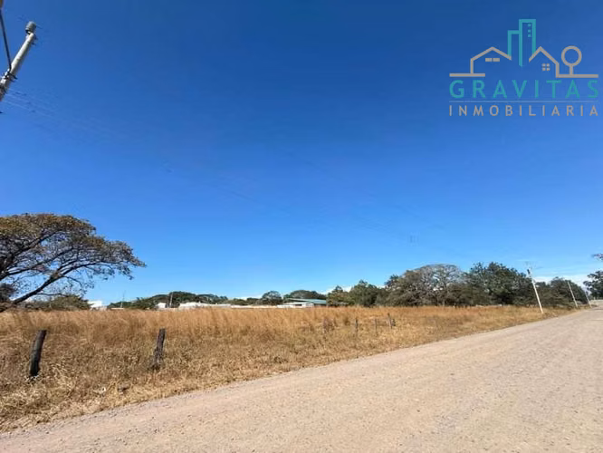 Venta de terreno comercial en Liberia centro, 20000m2 ID 1931