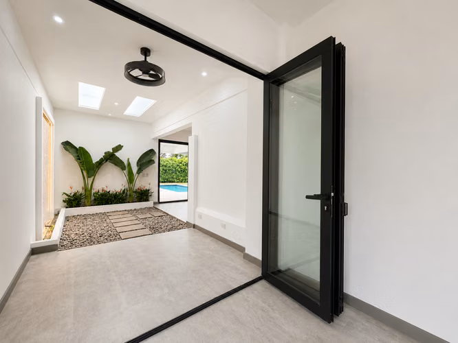 VENTA DE CASA NUEVA EN BOSQUES DE LINDORA, SANTA ANA - Imagen 20