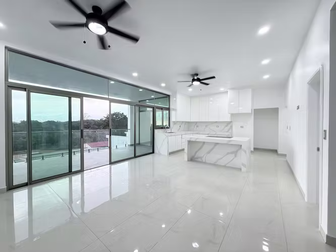 Alquiler de apartamento 3 habitaciones en Sabanilla - Imagen 5