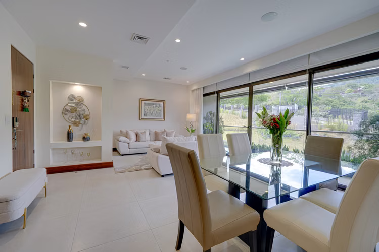 Venta / Apartamento de lujo de 2 habitaciones con amplia terraza | Flats 21, Santa Ana - KV - Imagen 2