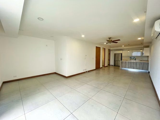 SE ALQUILA APARTAMENTO EN NUNCIATURA $3000 - Imagen 5